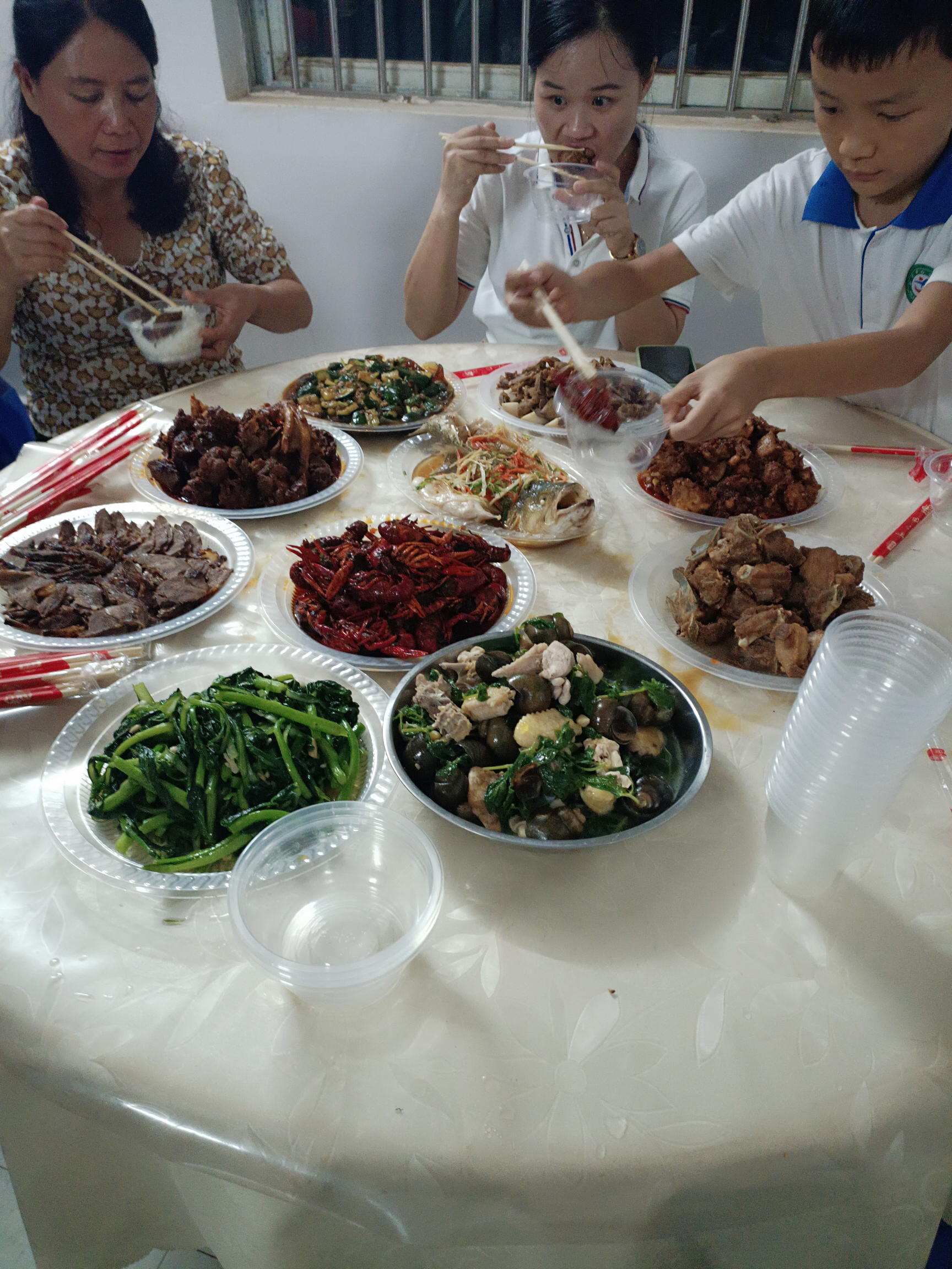 AG콢 (й½) ޹˾